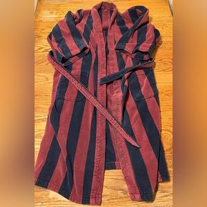 Bathrobe. Men’s size L.